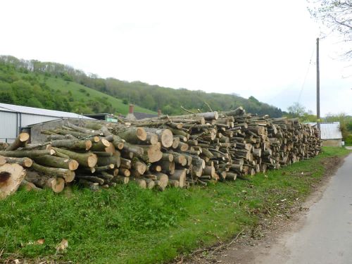 Lower Kilcott Farm - Kiln dried firewwod and related services
